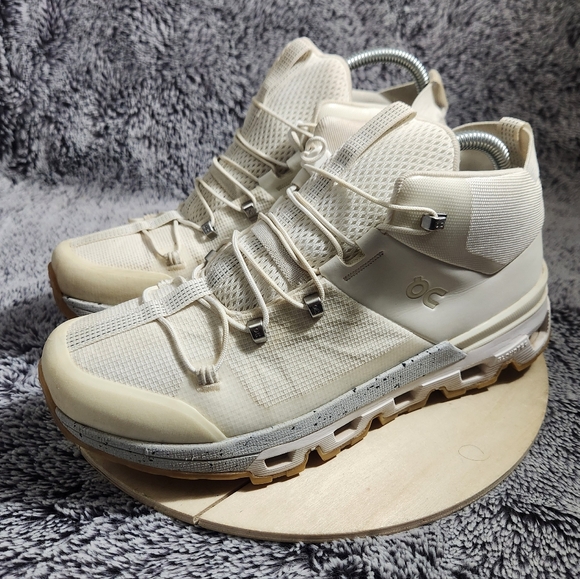 On Cloud Cloudtrax Undyed Water Repellent Hiking Shoe Women's Size 9.5 - Picture 4 of 9